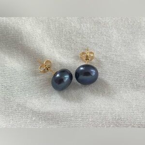 14K Yellow Gold Navy Genuine Dyed Blue Round Pearl Stud Earrings 10mm